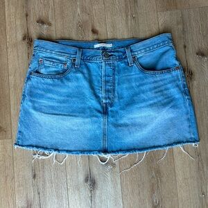 Levi’s Icon Jean Skirt 33